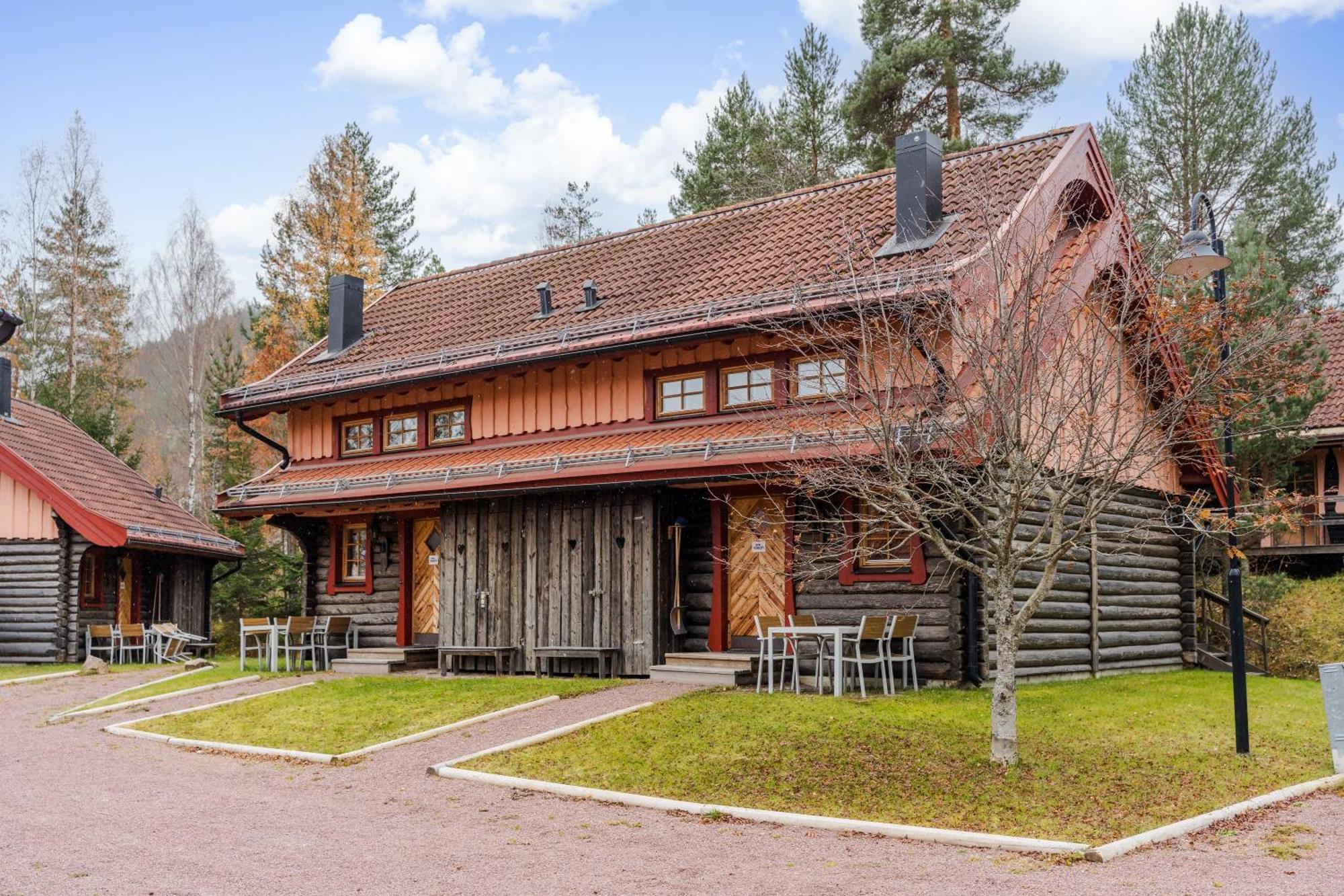 Villa Sagolandsbyn Mora Exterior foto